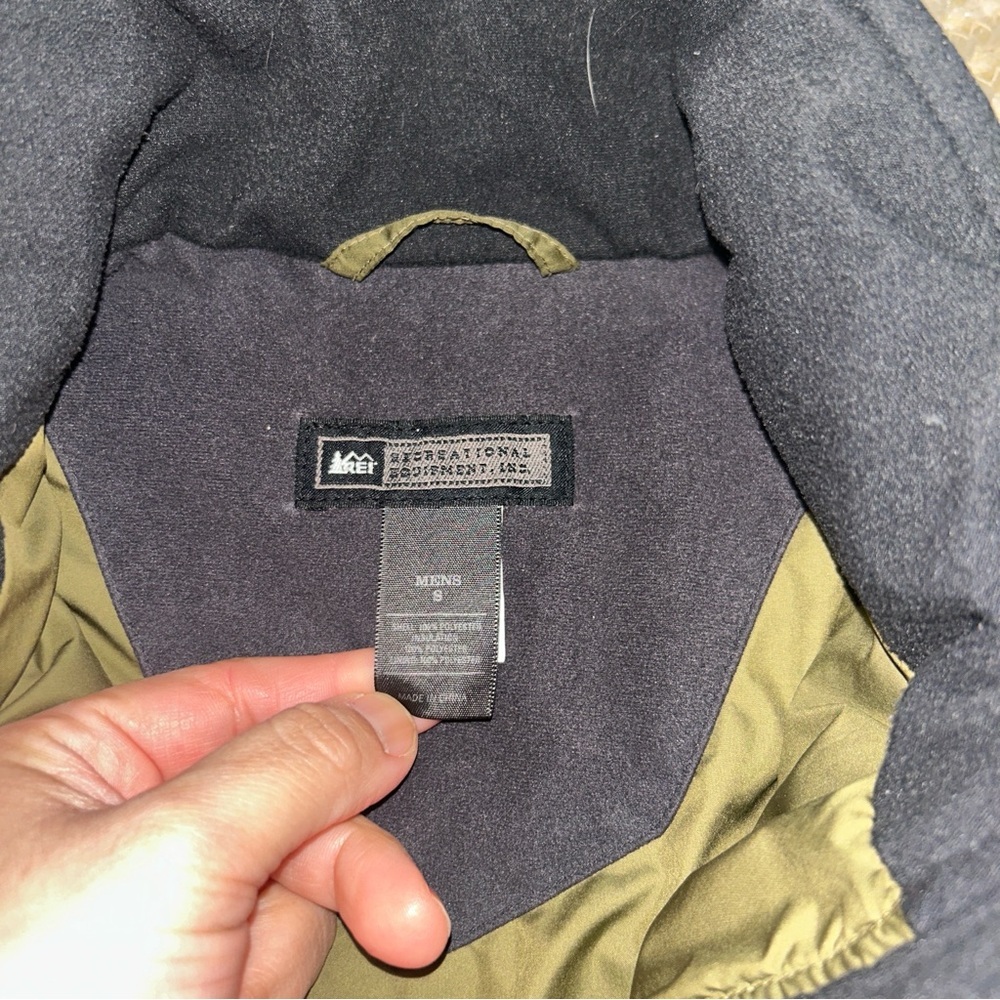 Men's Olive Green Jacket - Picture 2 of 3